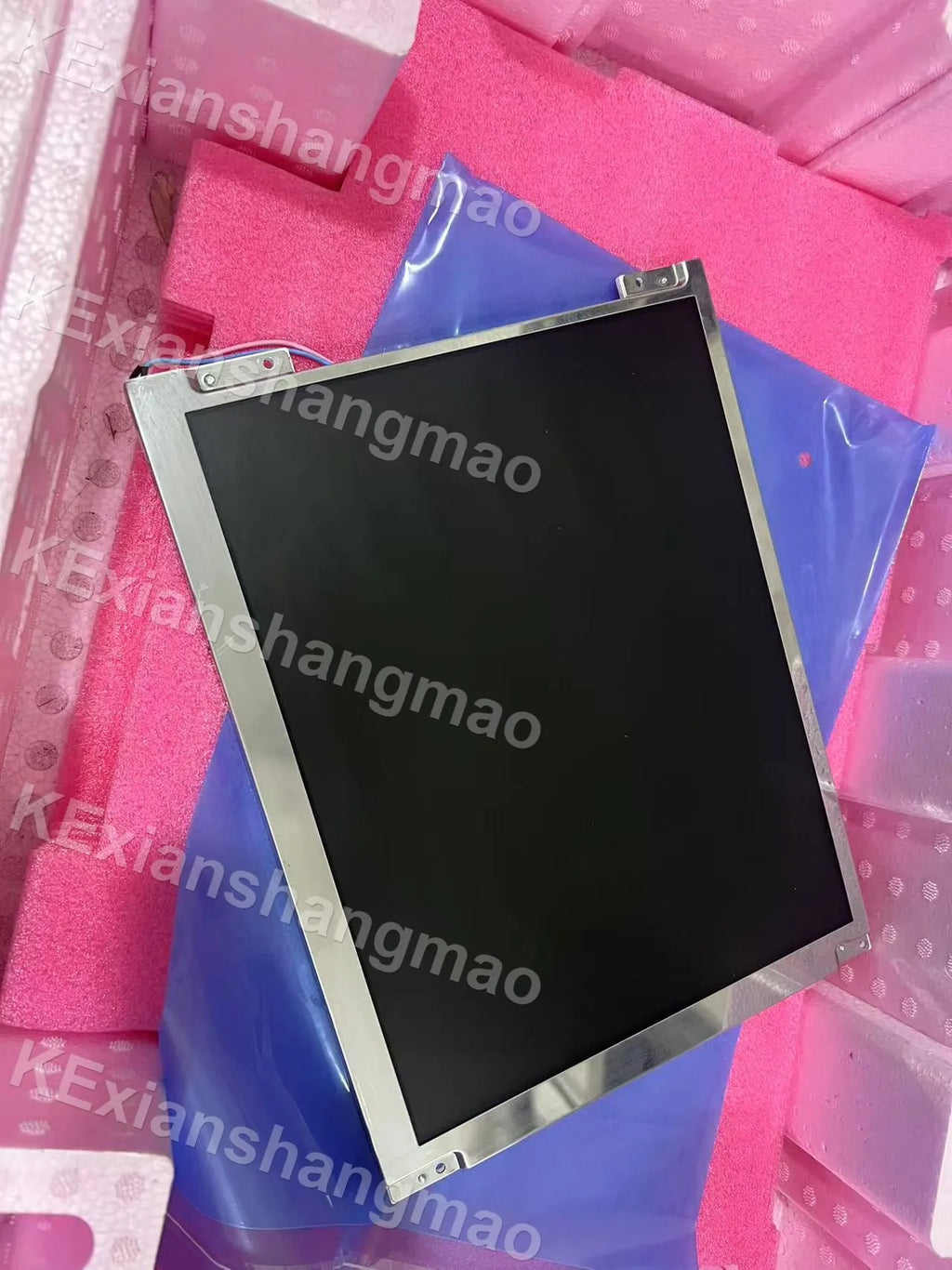 LTD121C32S LTD121C33S LTD121C33G LTD121C33U LTD121C33SF LTA121C32SF LTD121C32F LTA121C32TF  Original 12.1inch industrial LCD